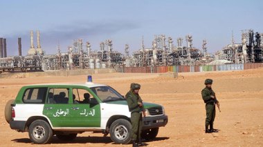 Armed Forces Launch Comprehensive Combing Operations in Algeria Desert