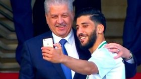 الوزراء يخطفون الأضواء من الفنانين بتقنية “السيلفي”