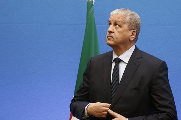 Sellal instruit les ministres de serrer la ceinture