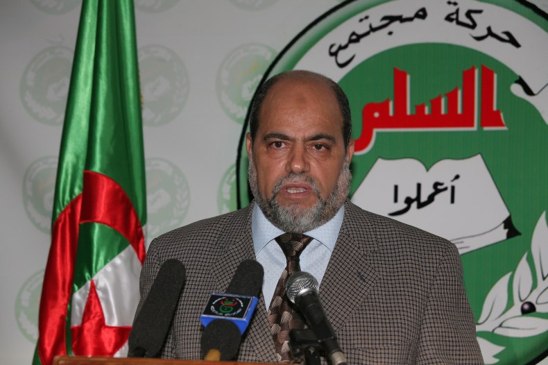 Islamists Withdraw From Presidentâ€™s Alliance, Stick On the Government