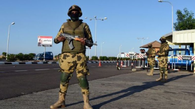 مقتل ثمانية مدنيين برصاص مسلحين في سيناء