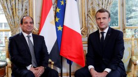Un écrivain italien rend sa légion d’honneur après celle attribuée à Al-Sissi