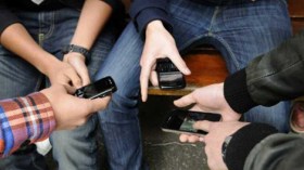 الهواتف الذكية واللوحات الإلكترونية في الجزائر غير آمنة
