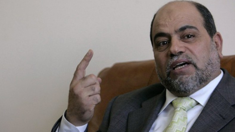 سلطاني يلتقي مرشد الإخوان بمصر بحثا عن الدعم في الإنتخابات