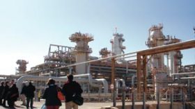 تجنيد أقارب المسؤولين لاستنزاف أموال سوناطراك وتهريبها للخارج