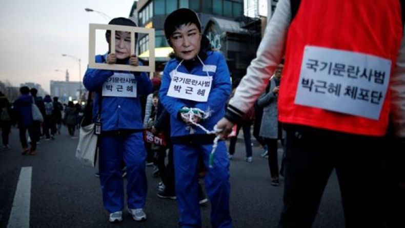 تجمع حاشد للمطالبة باستقالة رئيسة كوريا الجنوبية