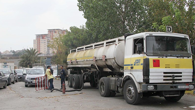 الـ “جي. بي. آس” في شاحنات نقل الوقود لوقف نزيف التهريب