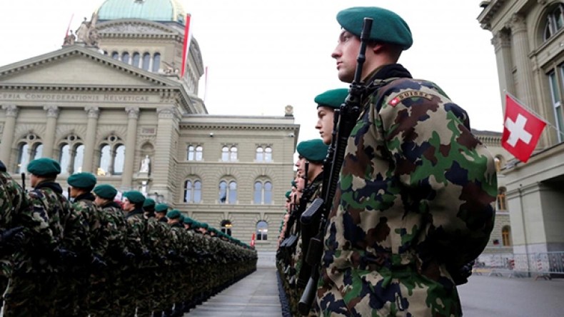 جيش سويسرا المحايد “ينتصر” في “معركة الساعات”
