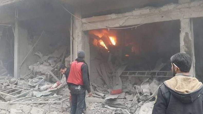 غارات روسية في حلب وبراميل متفجرة في غوطة دمشق