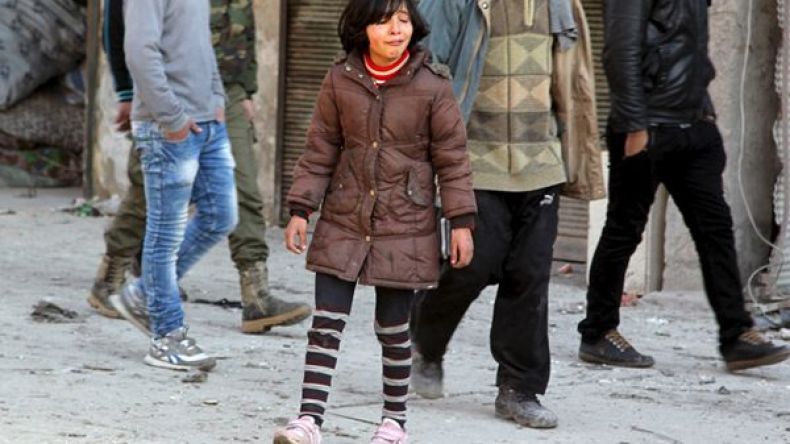 الغارديان: عدد قتلى الحرب في سوريا 470 ألفاً