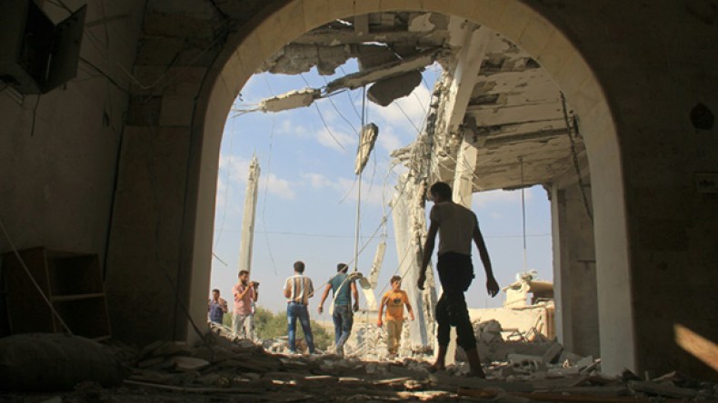 غارات على منطقة خفض توتر في سوريا تقتل 22 مدنياً