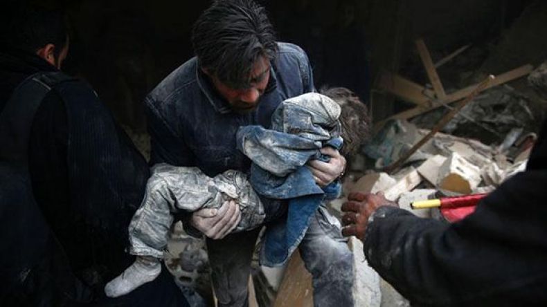 مقتل ثمانية أطفال في غارة روسية على مدرسة في ريف حلب