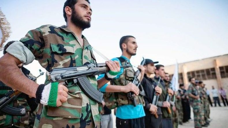 فصيل معارض مدعوم من أمريكا يسيطر على مطار عسكري قرب البوكمال