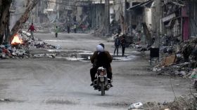 عشرات القتلى في اشتباكات بين الجيش السوري و”داعش”