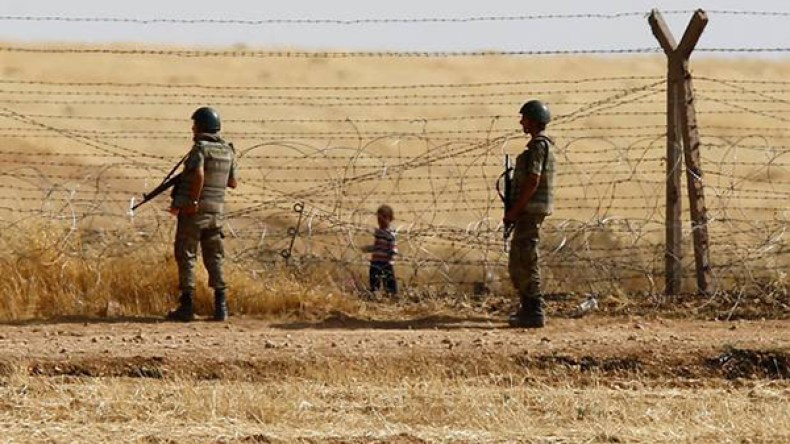 حرس الحدود التركي يقتل 11 سورياً