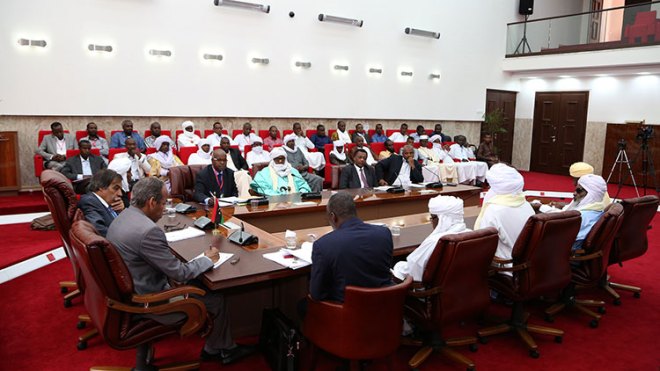 قبائل التوارق والتبو تعلق عضويتها في هيئة صياغة الدستور الليبي