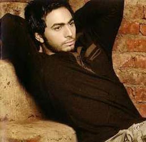 Tamer Hosny outraged at rumor of his death