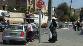 اختلاط النساء بالرجال في “الطاكسي” الفردي ممنوع..؟