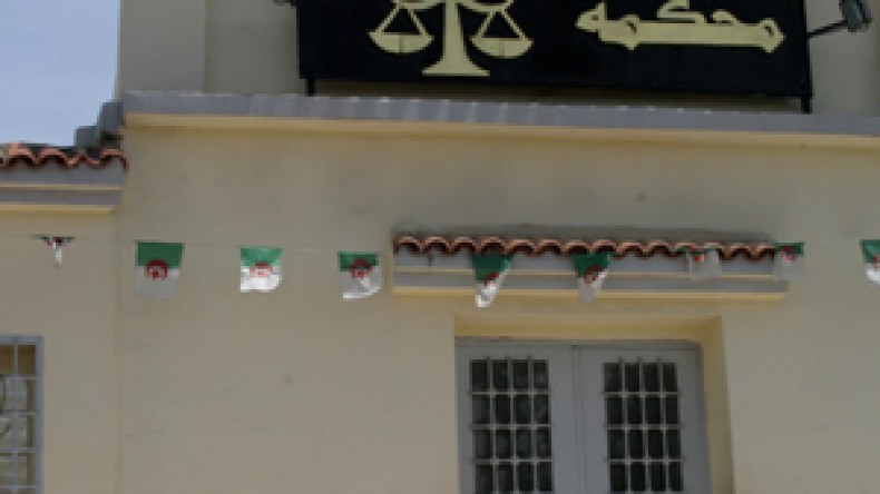 الاستماع لـ11 شخصا بينهم جمركيون وأعوان أمن في قضية تهريب تجهيزات حساسة