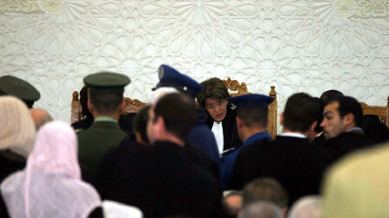 “السكتة” لوقف الشهود..  “الهبّالة” لمنع الطلاق والحناء “ترطب” القاضي