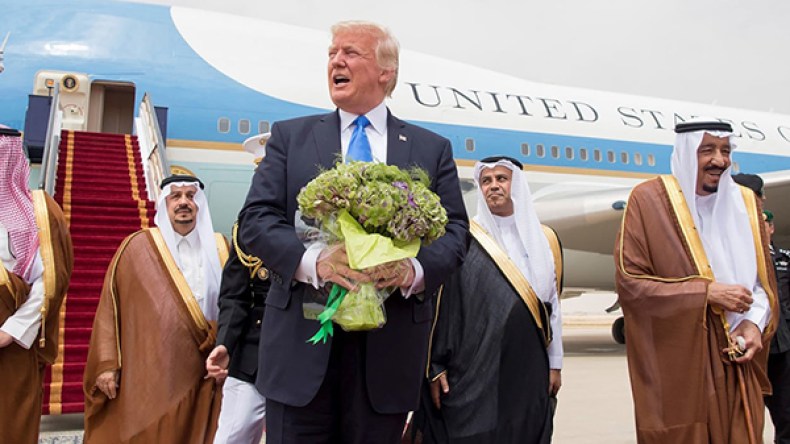 ترامب للقادة المسلمين: أمريكا لن تحارب الإرهاب نيابة عنكم