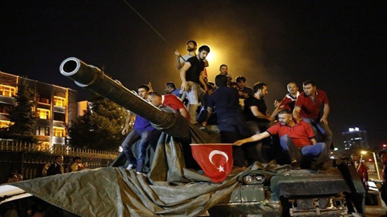 “إسرائيل تخلت عنّا”