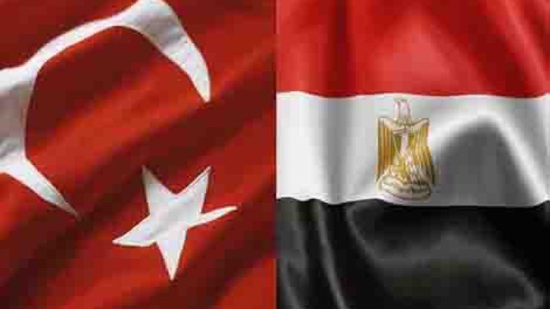 مصر تطرد السفير التركي وتسحب سفيرها من أنقرة