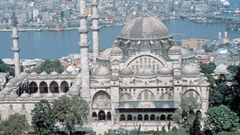 تونس وتركيا للميسورين .. الجزائرلـ ” الزوالية”