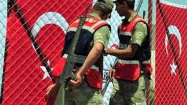 Syrie : tirs près de la frontière libanaise