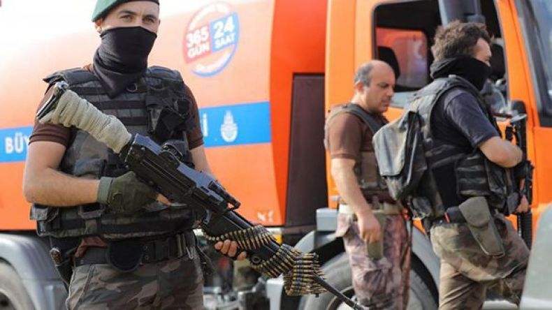 توقيف 103 جنرالات وأميرالات في تركيا