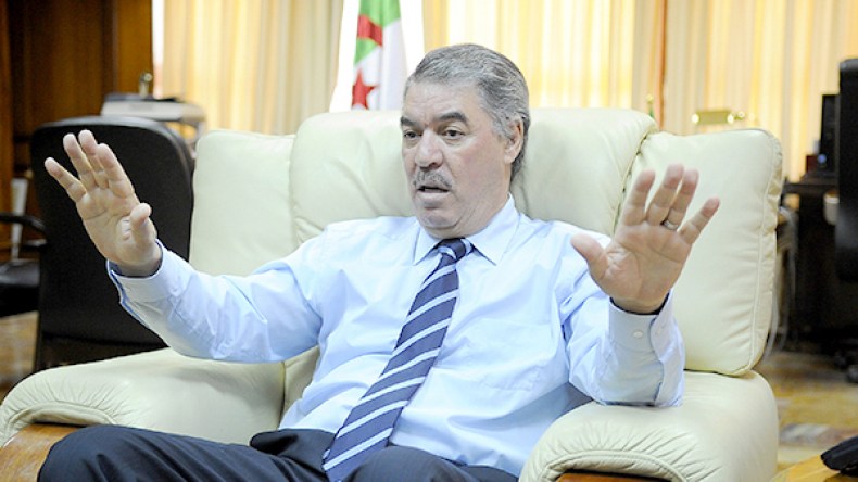 إنهاء مهام بعض مديري الخدمات الجامعية وتحويلات بالجملة