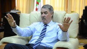 حجار: منحة لكل طالب لضمان كلفة غذائه وإقامته