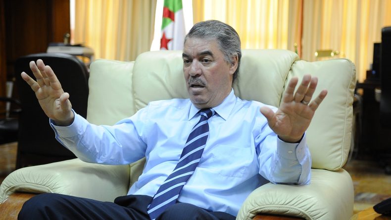 حجار: منحة لكل طالب لضمان كلفة غذائه وإقامته