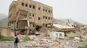 مقتل 17 مدنياً في ضربة جوية في تعز اليمنية