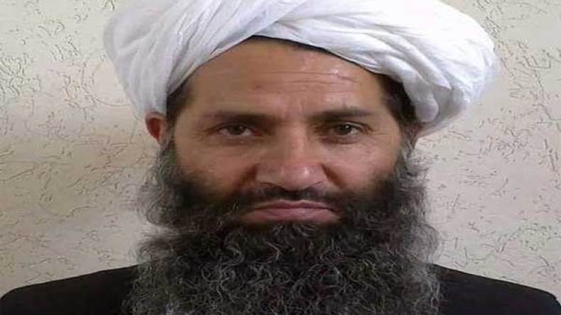 زعيم طالبان الجديد يدعو الأمريكيين إلى إنهاء احتلالهم لأفغانستان