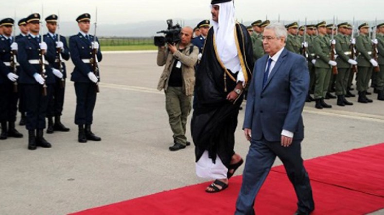 بن صالح ينوب عن بوتفليقة في مأدبة غداء على شرف أمير قطر