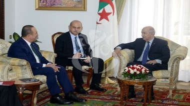 Le Président Tebboune reçoit le ministre turc des Affaires étrangères