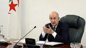 Tebboune préside une réunion du Conseil des ministres