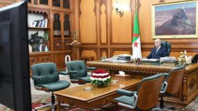 Tebboune présidera mardi une séance de travail du gouvernement