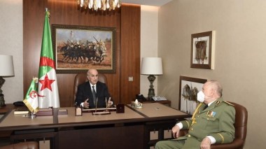 Réunion de travail entre le président Tebboune et Chanegriha