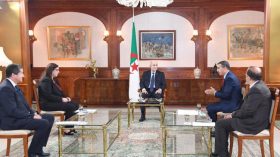 Tebboune: «L’Algérie et la France sont liées par des intérêts communs les obligeant à travailler ensemble» 