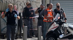 الاحتلال يعتقل عشرة فلسطينيين في الضفة
