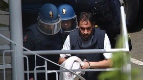 السلطات الفرنسية ترحل جمال بغال إلى الجزائر