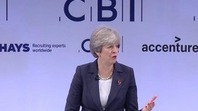 الاتهامات الجنسية في البرلمان تقلق تيريزا ماي