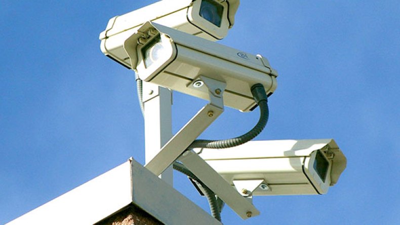 كاميرات المراقبة… الكاشف الخفي لجرائم السّرقة