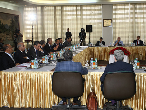 Wage increases reach up to 6,500 ZDZ for employees as from June