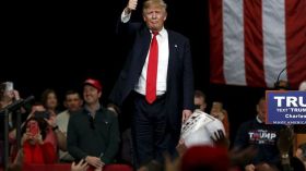 ترامب وكلينتون يفوزان في المحطة الثالثة من الانتخابات التمهيدية