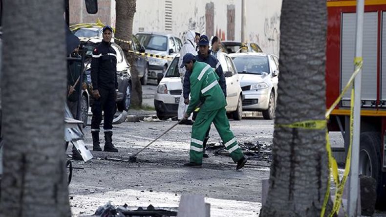 تونس تقيل خمسة مسؤولين أمنيين كبار