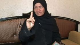 أم تونسية فقدت ابنها بعد ذهابه للقتال في سوريا!