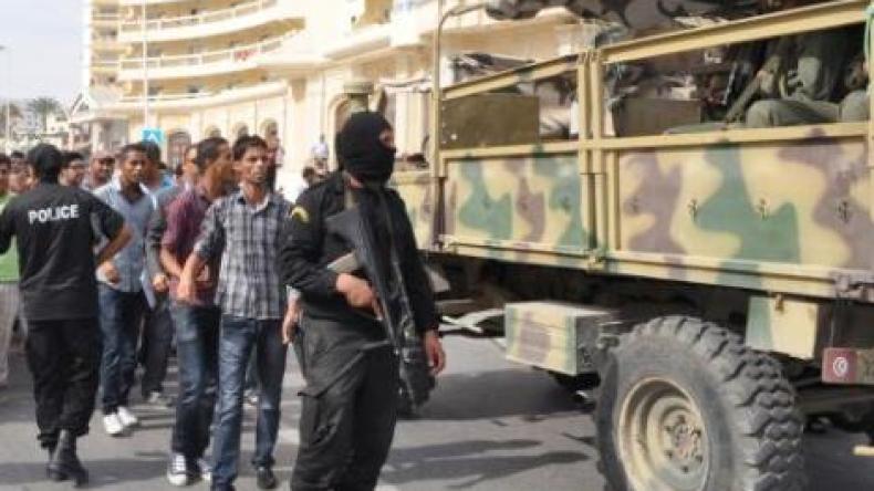 تونس: إلقاء القبض على 3 إرهابيين جنوب البلاد